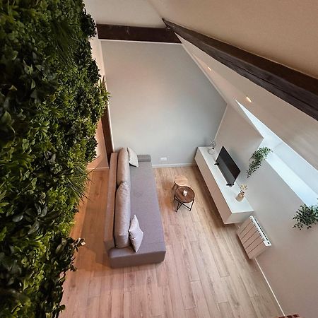 Le Petit Jardin, Proche Gare, Hyper Centre Lägenhet Cambrai Exteriör bild