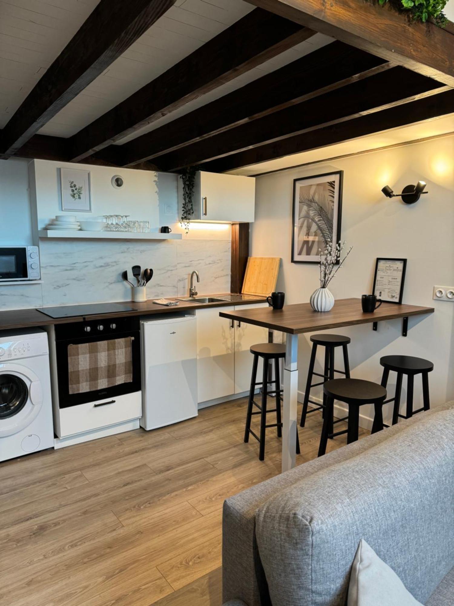 Le Petit Jardin, Proche Gare, Hyper Centre Lägenhet Cambrai Exteriör bild